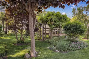 38569 N Sheridan Rd, Beach Park, IL 60099 - Photo 19