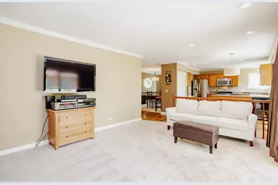 1020 Pembridge Road, Lake Zurich, IL 60047 - Photo 17
