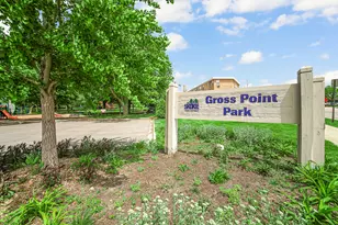 9115 N Gross Point Rd, Skokie, IL 60077 - Photo 21