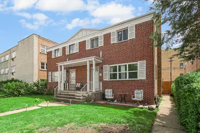 9115 N Gross Point Road, Skokie, IL 60077 - Photo 3