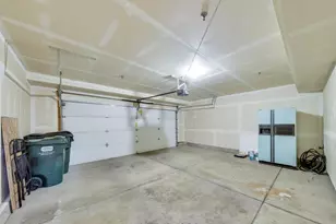 8339 Concord Dr, Morton Grove, IL 60053 - Photo 25