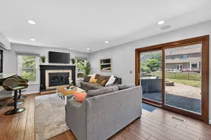 1205 Ardmore Dr, Naperville, IL 60540 - Photo 27