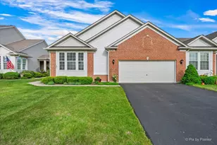 4041 Whitehall Ln, Algonquin, IL 60102 - Photo 3