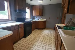 900 W Jackson St, Ottawa, IL 61350 - Photo 11