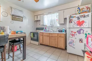 621 Lake St, Maywood, IL 60153 - Photo 5