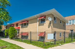 621 Lake St, Maywood, IL 60153 - Photo 1