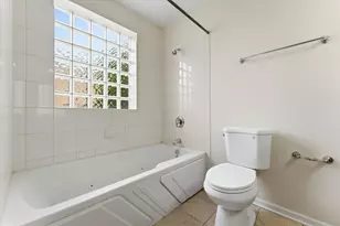 7018 N Ashland Blvd, Chicago, IL 60626 - Photo 11