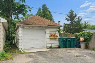 812 Campbell St, Joliet, IL 60435 - Photo 47