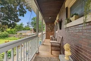 812 Campbell St, Joliet, IL 60435 - Photo 35