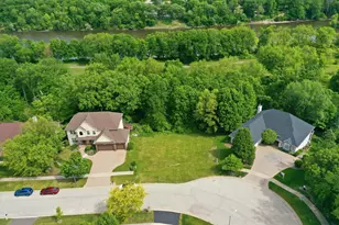 207 Windham Cir, Yorkville, IL 60560 - Photo 1