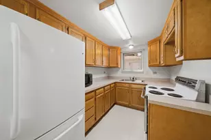 33847 N Prospect Dr, Grayslake, IL 60030 - Photo 11