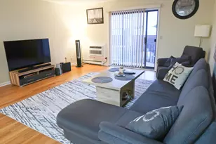 725 W Dempster St, Des Plaines, IL 60016 - Photo 9