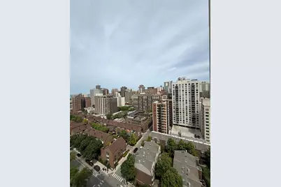 1255 N Sandburg Terrace #2210, Chicago, IL 60610 - Photo 5