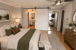 1255 N Sandburg Terrace, Chicago, IL 60610 - Photo 3