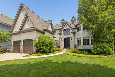 4529 Sherwood Avenue, Downers Grove, IL 60515 - Photo 1