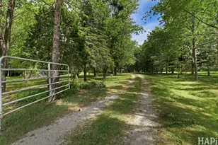 11012 Lucas Rd, Woodstock, IL 60098 - Photo 43
