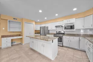 1032 Lakewood Dr, Bartlett, IL 60103 - Photo 7