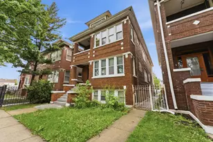 1605 S 49th Ct, Cicero, IL 60804 - Photo 1