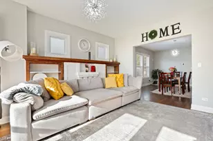 10114 S Peoria St, Chicago, IL 60643 - Photo 3