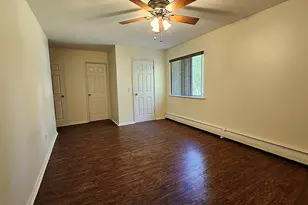2431 E Brandenberry Ct, Arlington Heights, IL 60004 - Photo 17