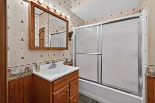 212 S Elm St, Franklin Grove, IL 61031 - Photo 15