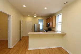 2342 W Barry Ave, Chicago, IL 60618 - Photo 5