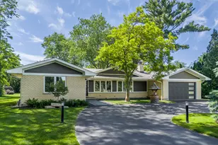 13 Eton Ct, South Barrington, IL 60010 - Photo 1