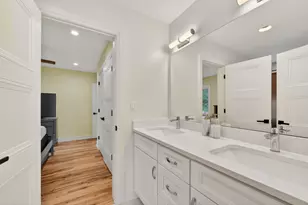 13 Eton Ct, South Barrington, IL 60010 - Photo 15
