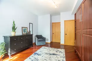 6151 N Glenwood Ave, Chicago, IL 60660 - Photo 17