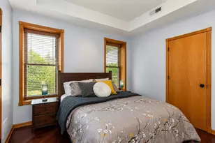 6151 N Glenwood Ave, Chicago, IL 60660 - Photo 11