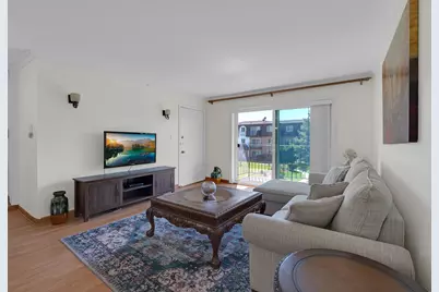 9480 Bay Colony Drive #2N, Des Plaines, IL 60016 - Photo 9