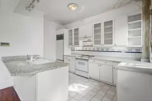 2144 N Fremont St, Chicago, IL 60614 - Photo 5
