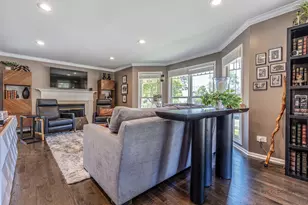 149 N Hale St, Palatine, IL 60067 - Photo 7