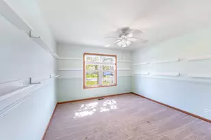 1621 Ash Ave, Woodstock, IL 60098 - Photo 11