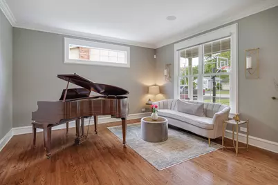 1726 Kay Road, Wheaton, IL 60187 - Photo 11