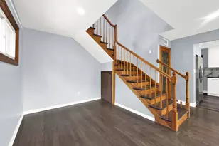 5845 S Sayre Ave, Chicago, IL 60638 - Photo 7