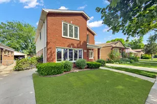 5845 S Sayre Ave, Chicago, IL 60638 - Photo 3