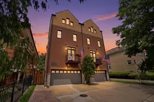 413 S Kenilworth Ave, Oak Park, IL 60302 - Photo 1