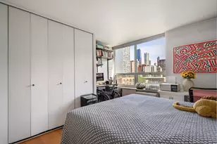 70 W Burton Pl, Chicago, IL 60610 - Photo 13