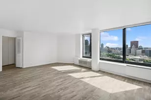 155 N Harbor Dr, Chicago, IL 60601 - Photo 3