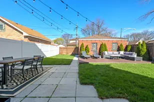10459 S Troy St, Chicago, IL 60655 - Photo 37