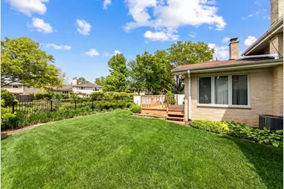 8744 W North Terrace, Niles, IL 60714 - Photo 23