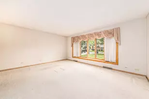 8744 W North Terrace, Niles, IL 60714 - Photo 3