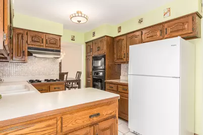 8744 W North Terrace, Niles, IL 60714 - Photo 9