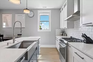 2438 N Western Ave, Chicago, IL 60647 - Photo 5