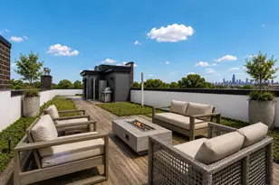 2438 N Western Ave, Chicago, IL 60647 - Photo 21