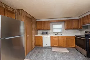 696 Birch Ave, Park City, IL 60085 - Photo 13