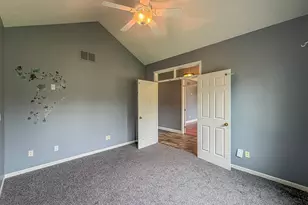 1511 River Bluff Ct, Mahomet, IL 61853 - Photo 7