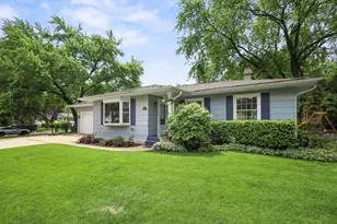 30W111 Bruce Ln, Naperville, IL 60563 - Photo 1