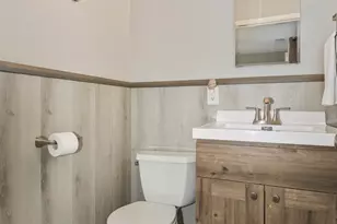 30W111 Bruce Ln, Naperville, IL 60563 - Photo 15